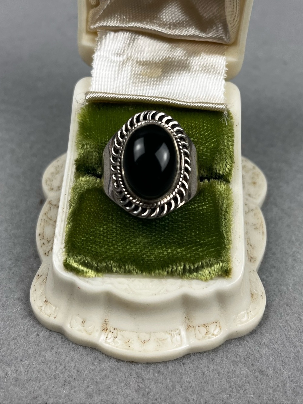 Vintage Navajo Ring .925 Silver Onyx Statement Piece